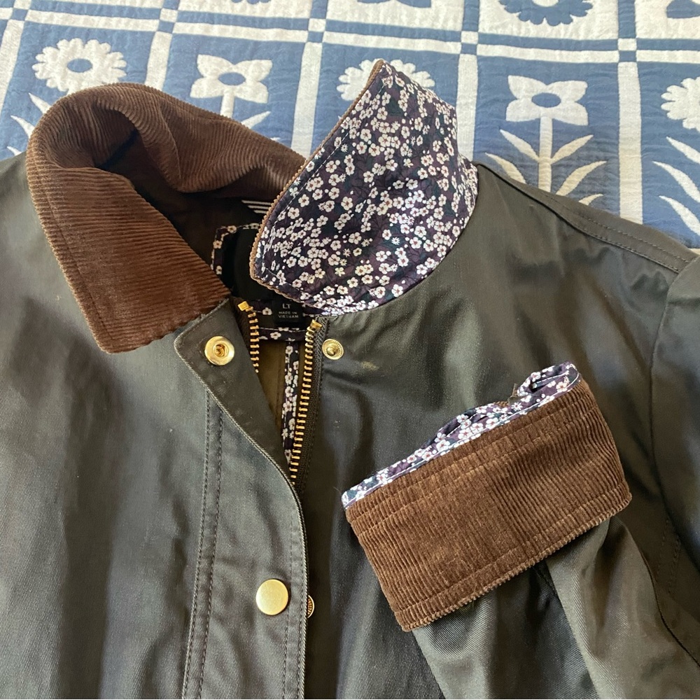 J. Crew Utility/Chore Jacket with Flower Accents, Size LT - Picture 9 of 9